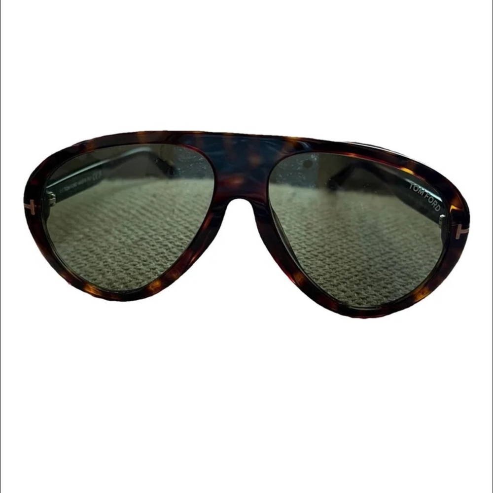 Tom Ford Tortoise shell Oversized Aviator Sunglasses